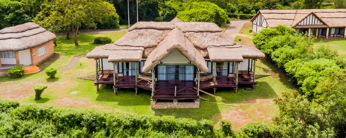Luxury lodges in Queen Elizabeth National Park