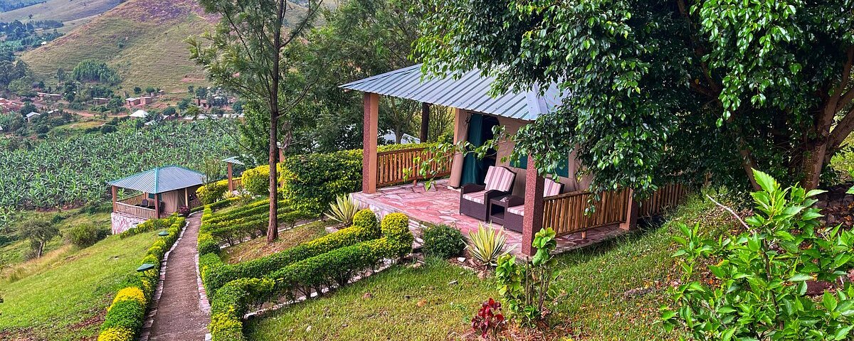 Mid range lodges in Lake Mburo National Park