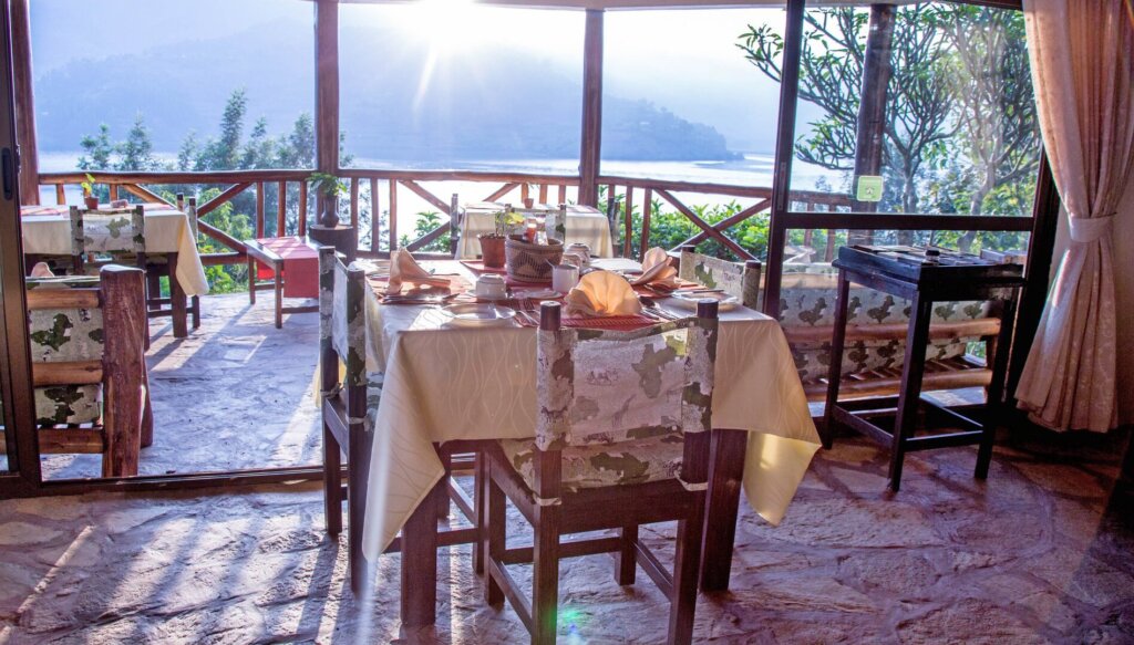 Lake Mulehe Safari Lodge