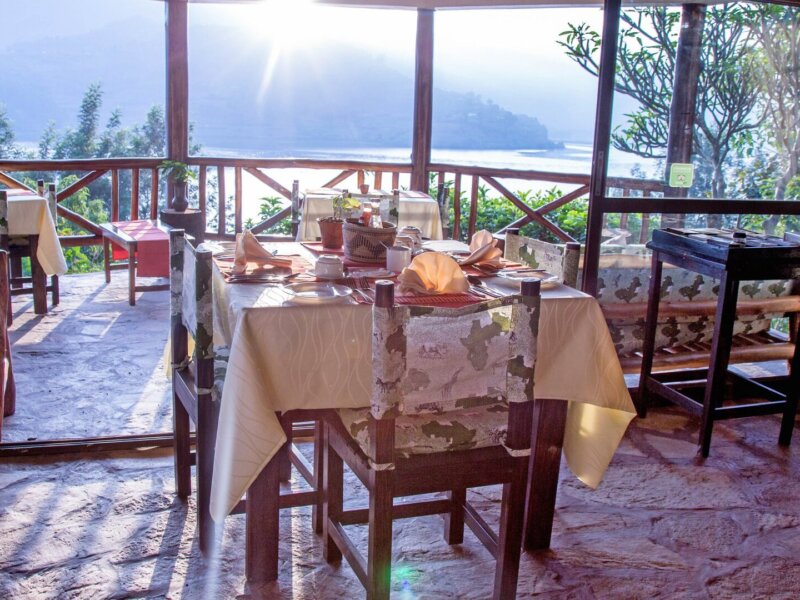 Lake Mulehe Safari Lodge