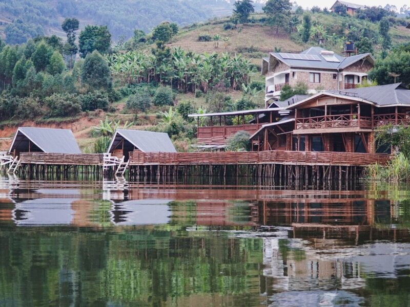 Lake Bunyonyi Rock Resort