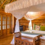 Trackers Safari Lodge