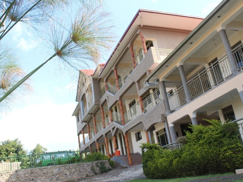 virunga hotel and campsite