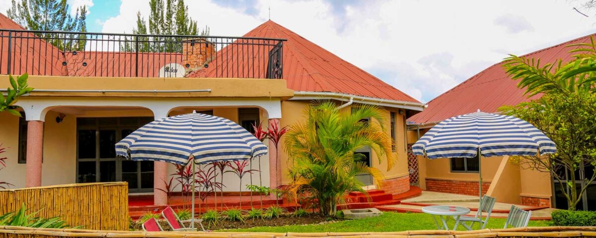 Montane Safaris Hotel