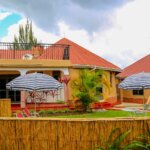 Montane Safaris Hotel