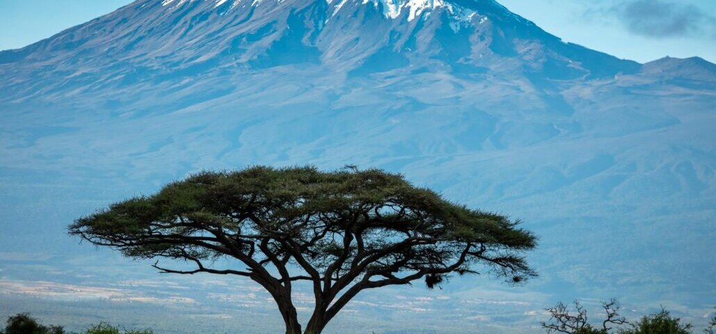 Can you see Mount Kilimanjaro from Amboseli?