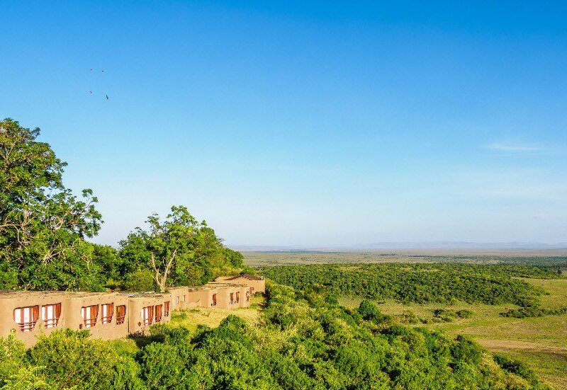 What Are the Best Safari Lodges Near National Parks in Kenya?