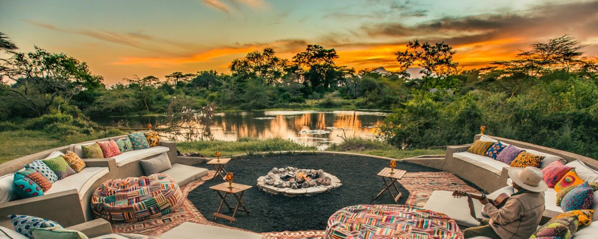 What are the best safari camps with luxury amenities in Kenya?