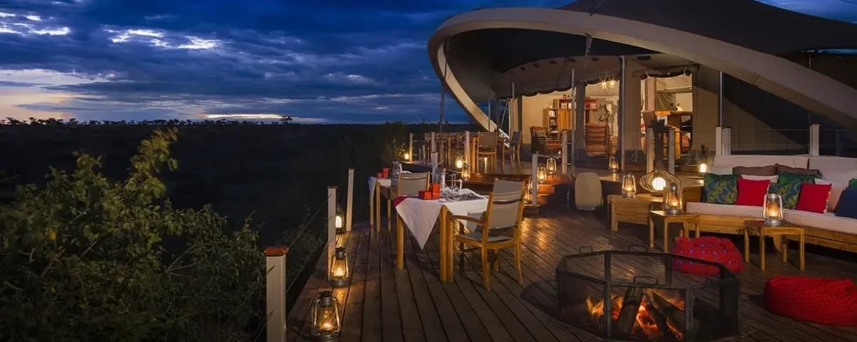 What are the best safari holidays for luxury experiences in Kenya?