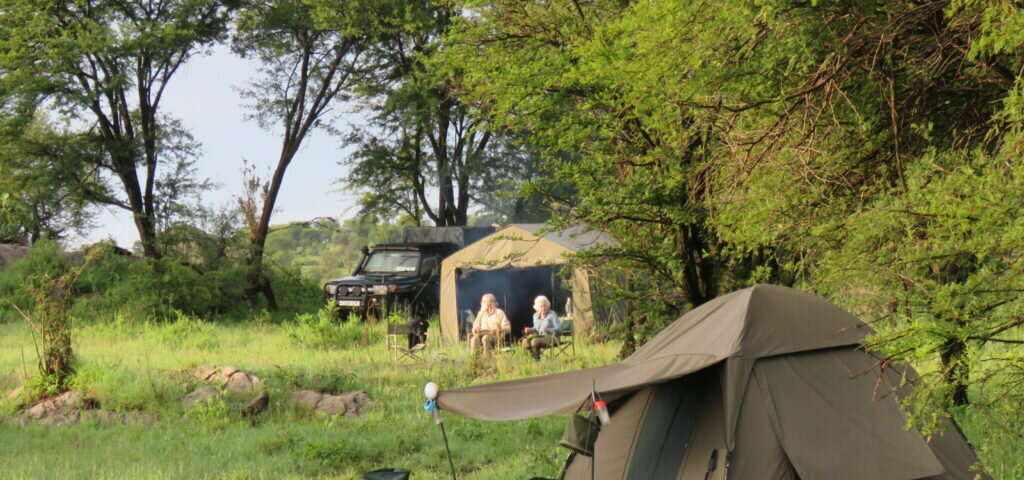Can I do camping safaris in Rwanda