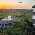 Can you see tree lodges in Kenya?