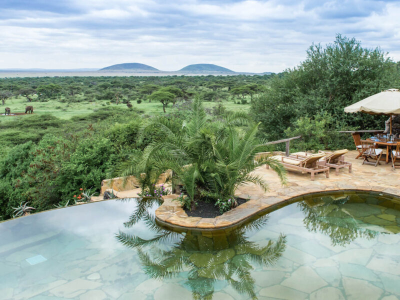 What Are the Best Safari Lodges Near Rivers in Kenya