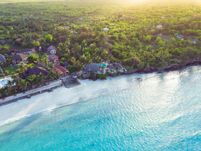 Can I Combine Zanzibar and Safari