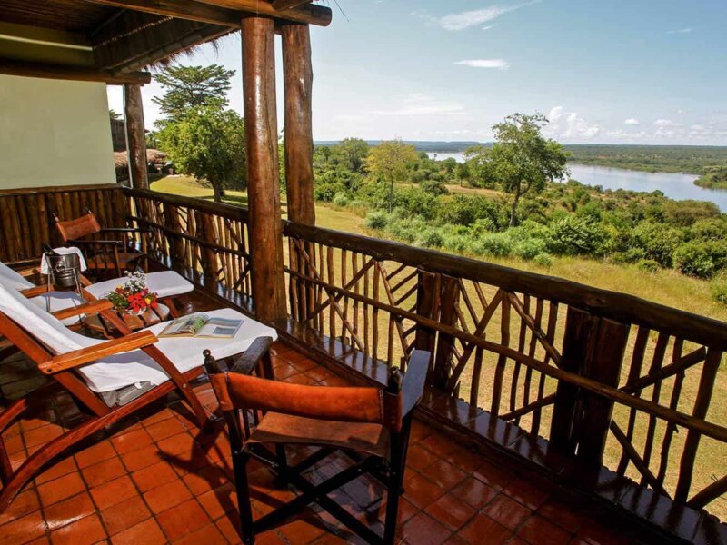 What are the best safari camps in Amboseli?